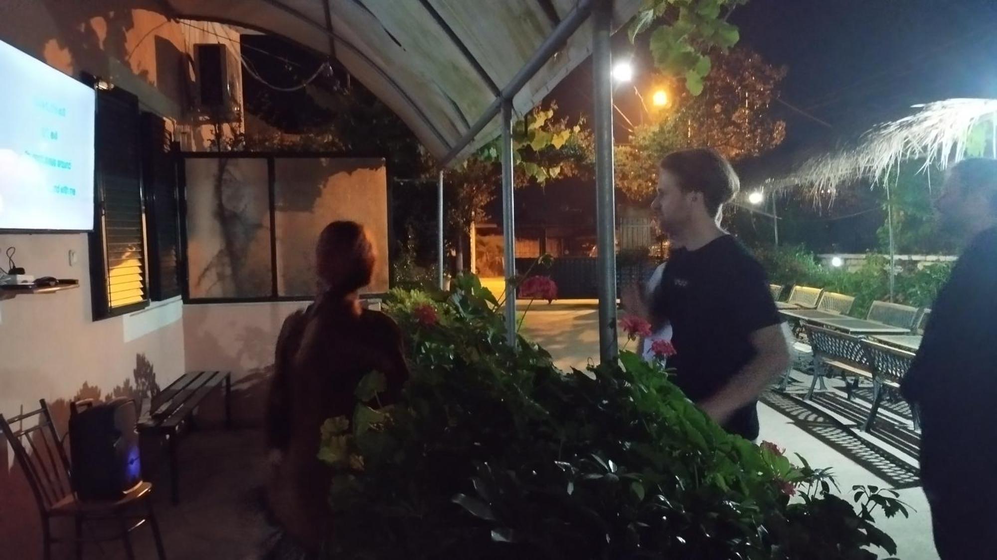 Oasis Hostel Himare Eksteriør bilde